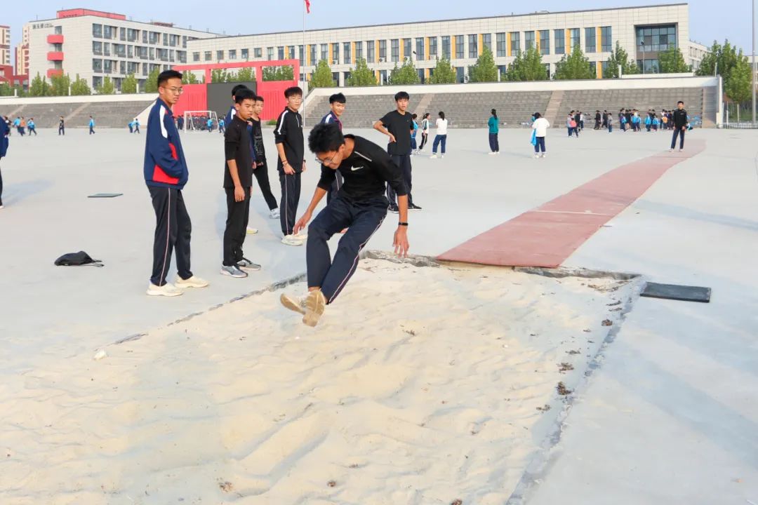 南湖行知丨引爆全场！当美食与体育邂逅，会擦出怎样的火花？