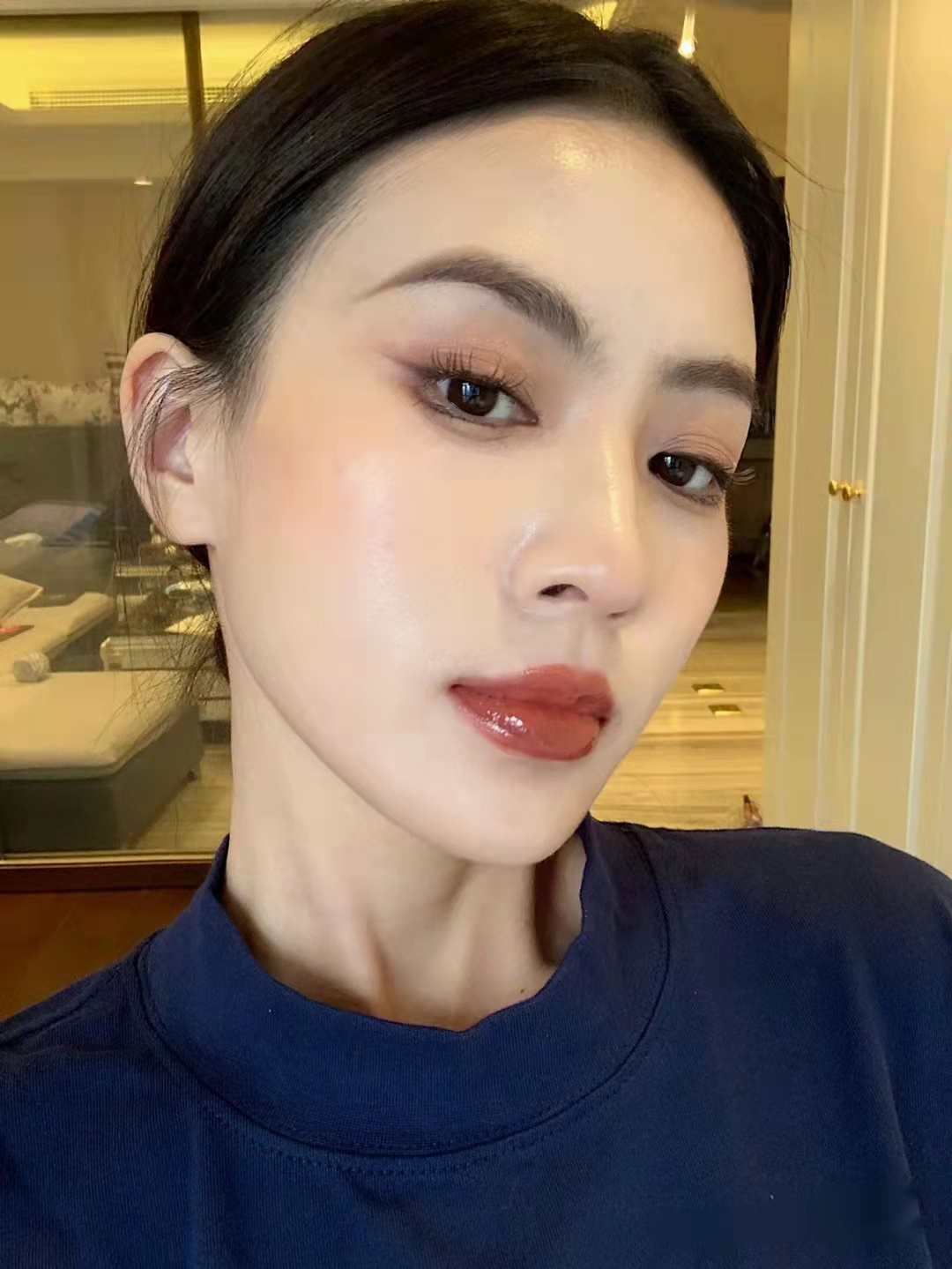 上了年纪的女人美容,女人化妆的正确方法和技巧