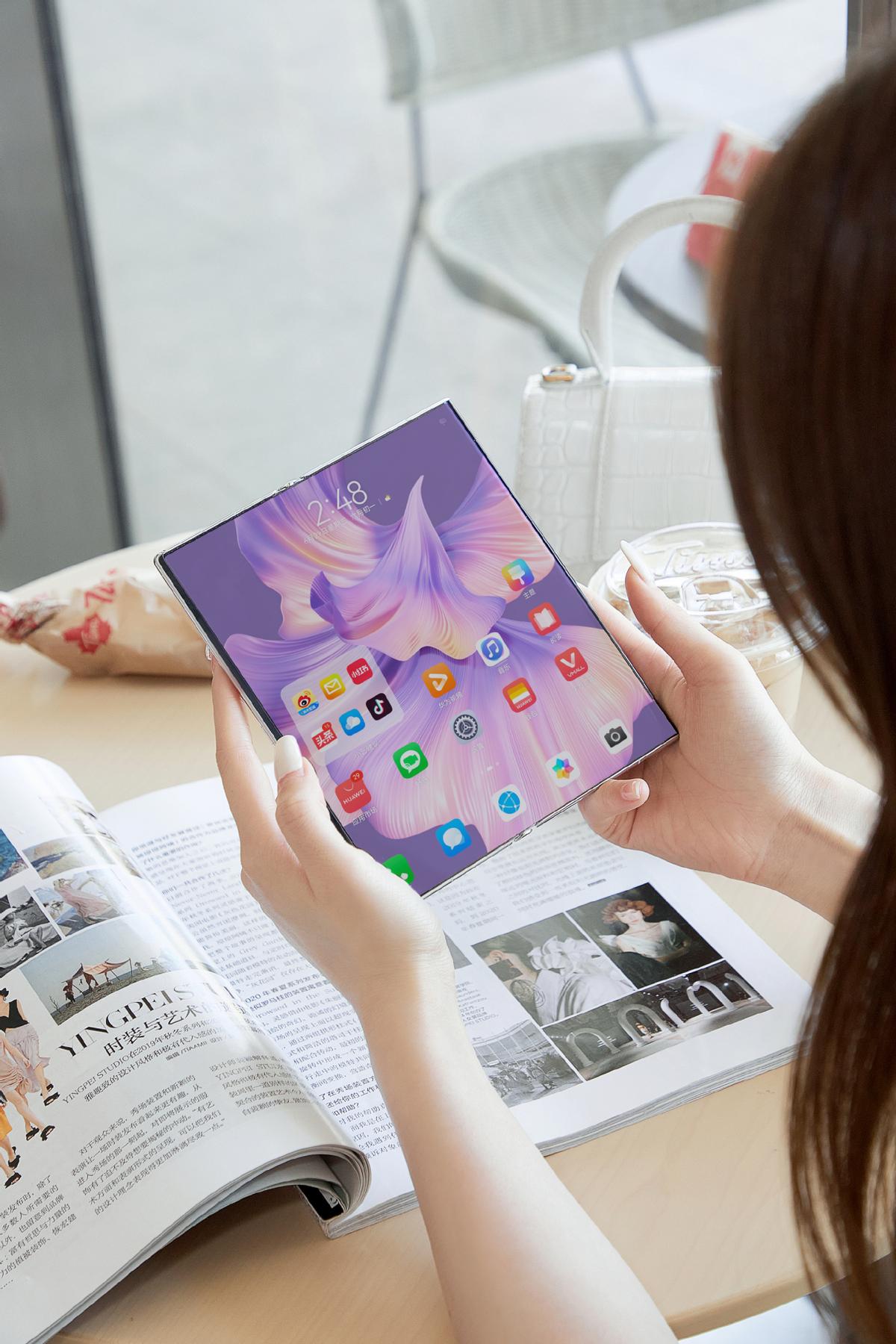 余承东说华为手机折叠屏,余承东爆料款新折叠手屏机