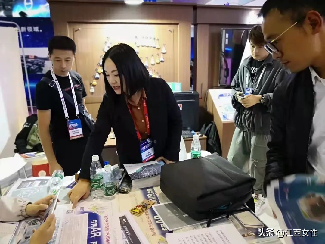 赣鄱巾帼创之科技创新篇|汪翠芳：用VR点亮智慧生活