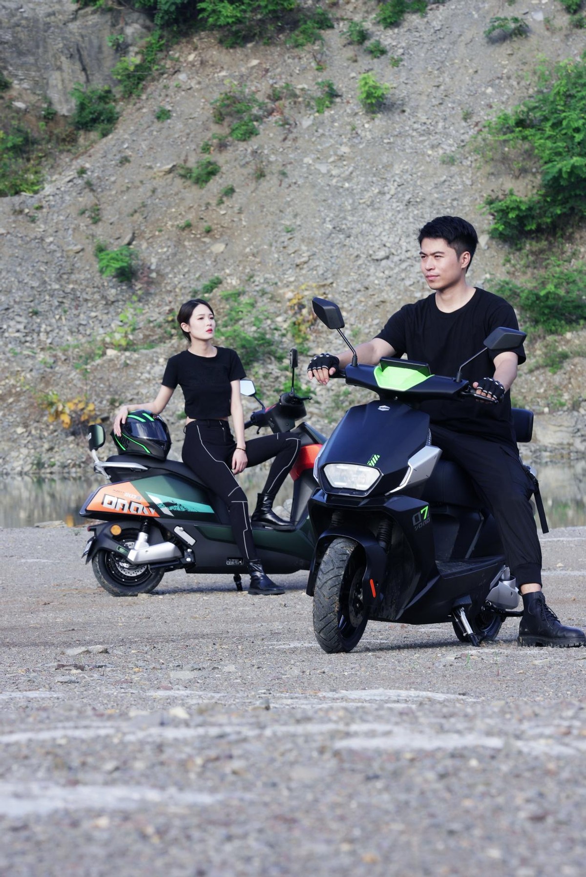 小刀电动车青蜂侠400w动力如何,小刀电动车最新款青蜂侠多少钱