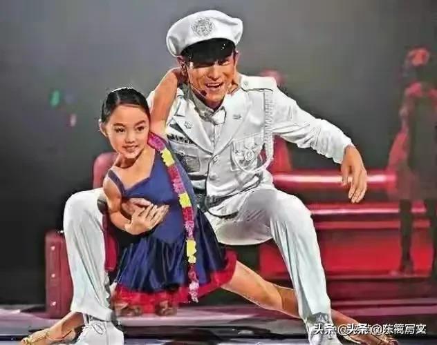 黄秋燕为何败给利智,黄秋燕李连杰恩怨