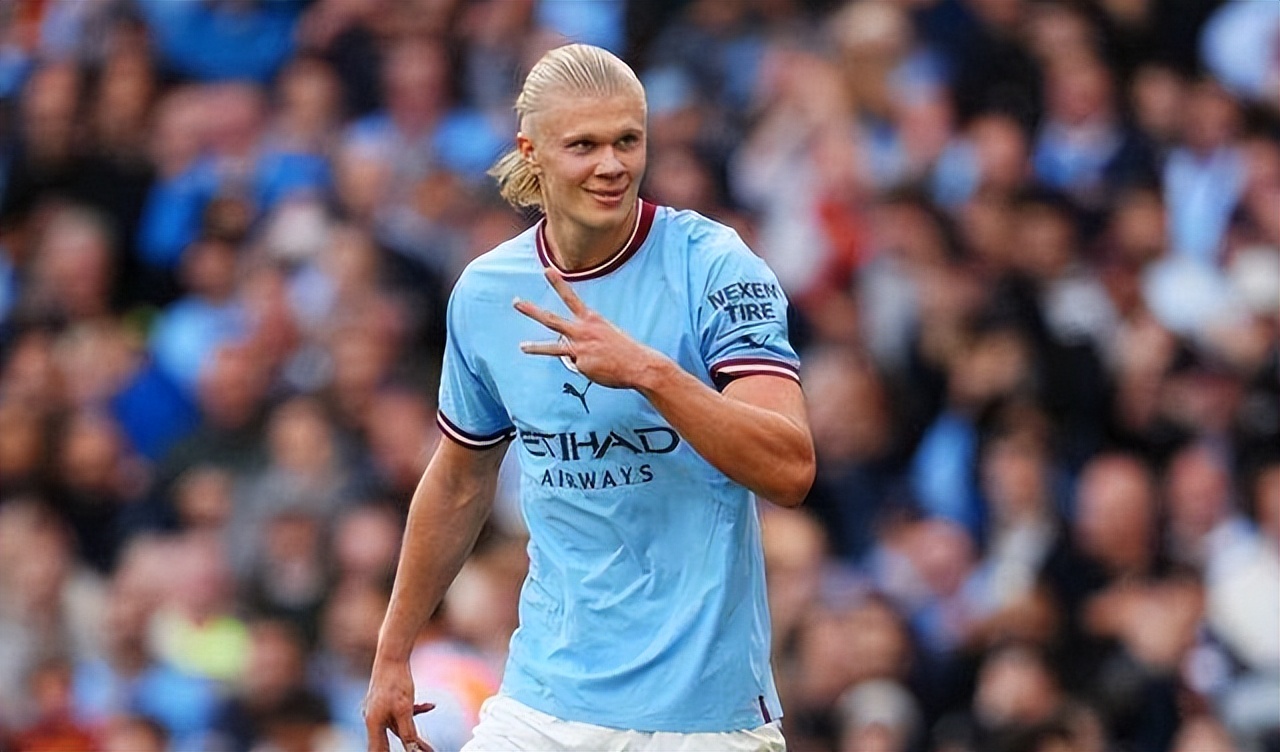 欢迎来到德甲哈兰德,哈兰德加盟英超第一个赛季就夺冠