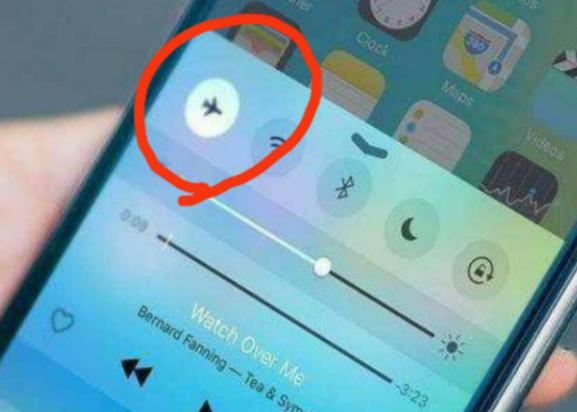 手机飞行模式有什么秘密,手机飞行模式会产生什么效果