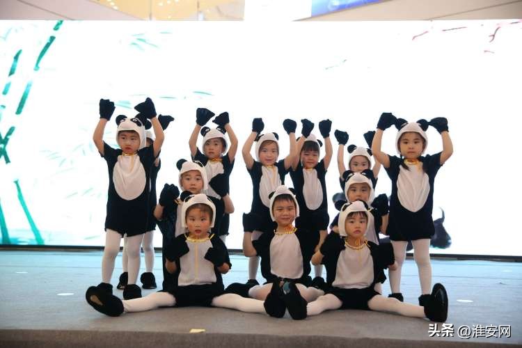 放飞梦想幼儿园文艺汇演,放飞梦想幼儿园节目