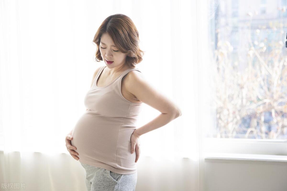端午节挂艾草挂好了能换地方吗,端午哪三种家庭不能挂艾草