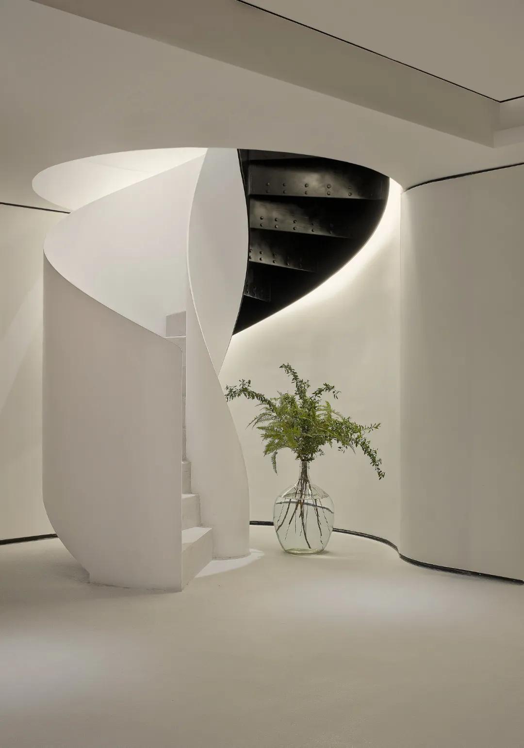 青岛小夫妻小院改造,青岛老破小40平小户型改造