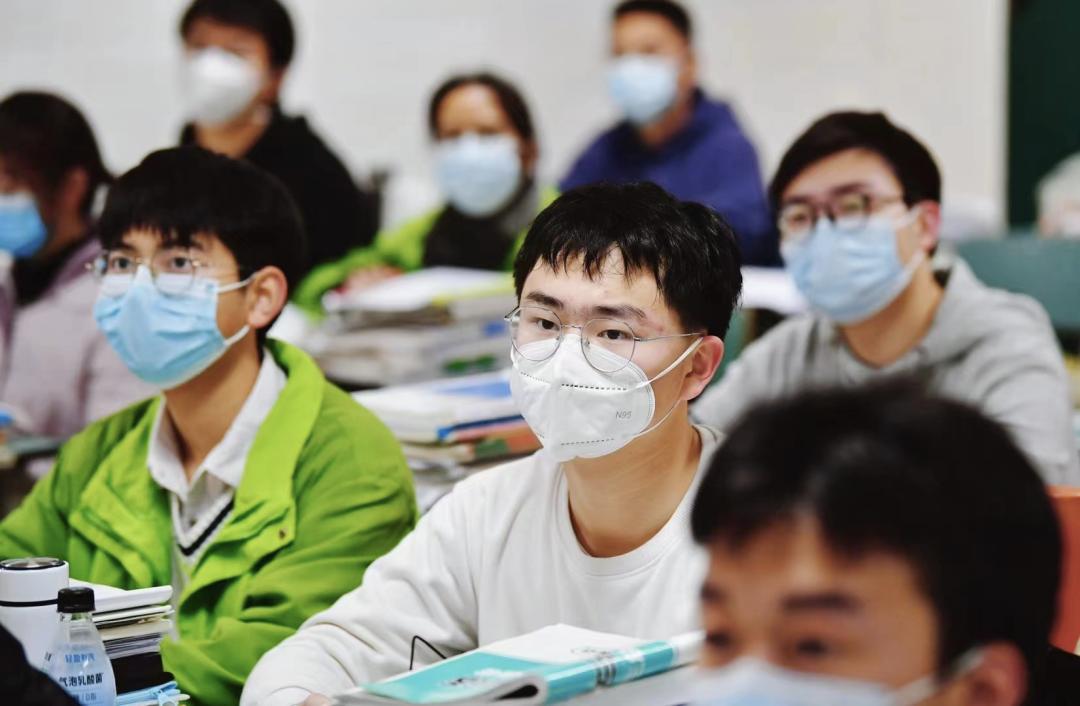 向阳而生重庆,向阳而生长安联合