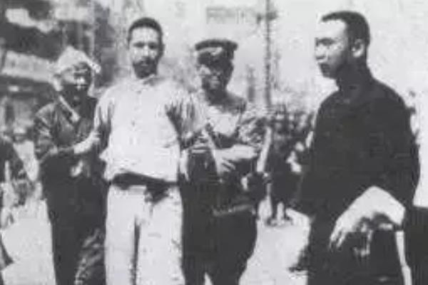 他被老蒋视为“国师”，重庆谈判对伟人出言不逊，领袖这样回应