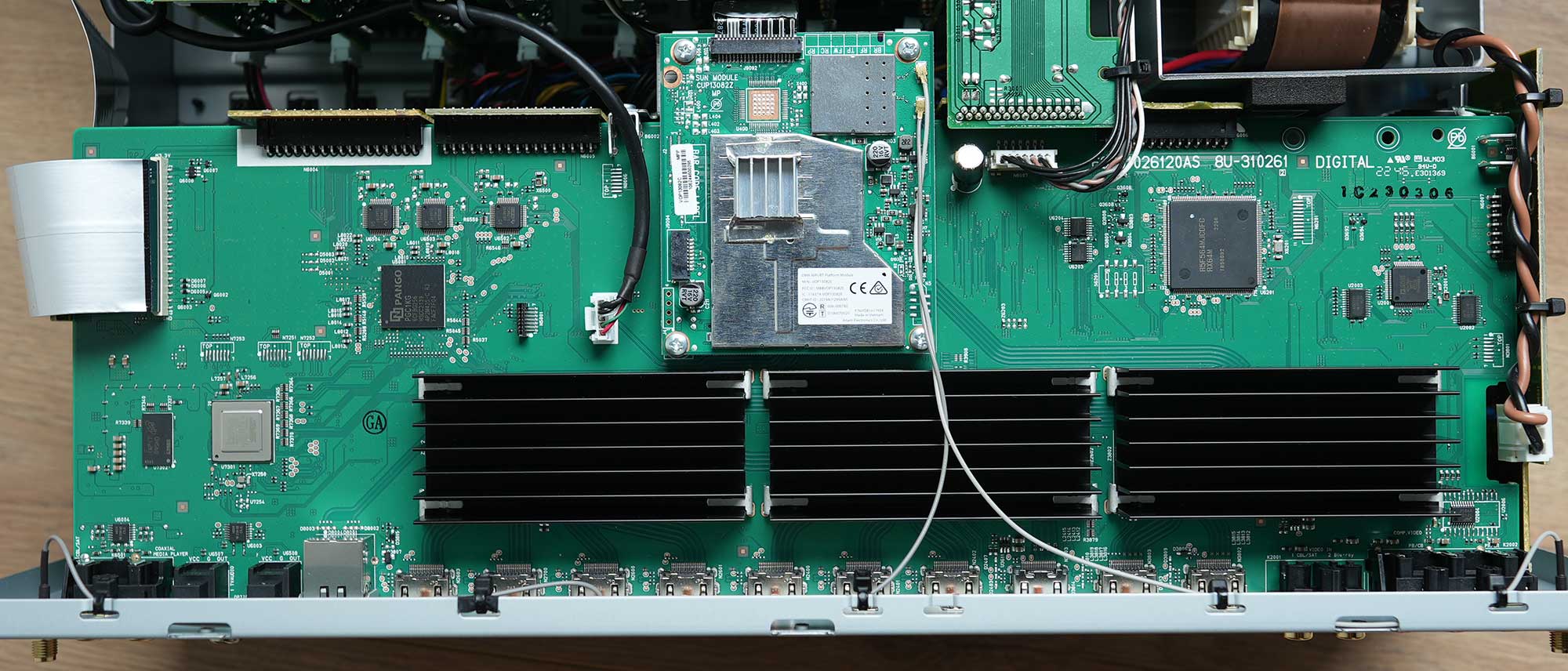 马兰士cinema40是纯前级吗,马兰士cinema40背面图