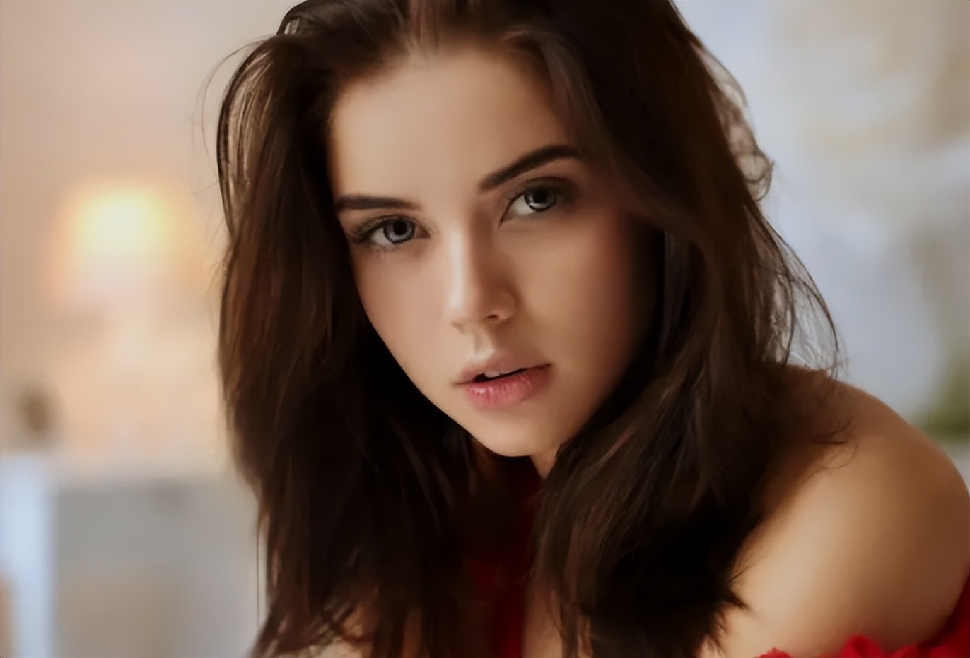 女子洗澡发现腋窝肿块,女孩洗澡时发现背后长了个痘痘