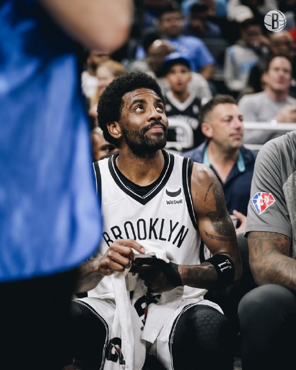 小托马斯与欧文绿军时期对比,欧文对飚小托马斯