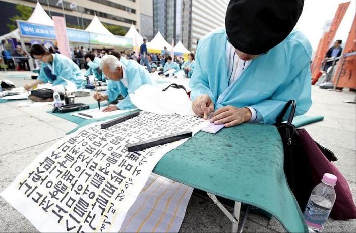 韩国去汉字朝鲜也去汉字了吗,韩国去汉字化彻底了吗