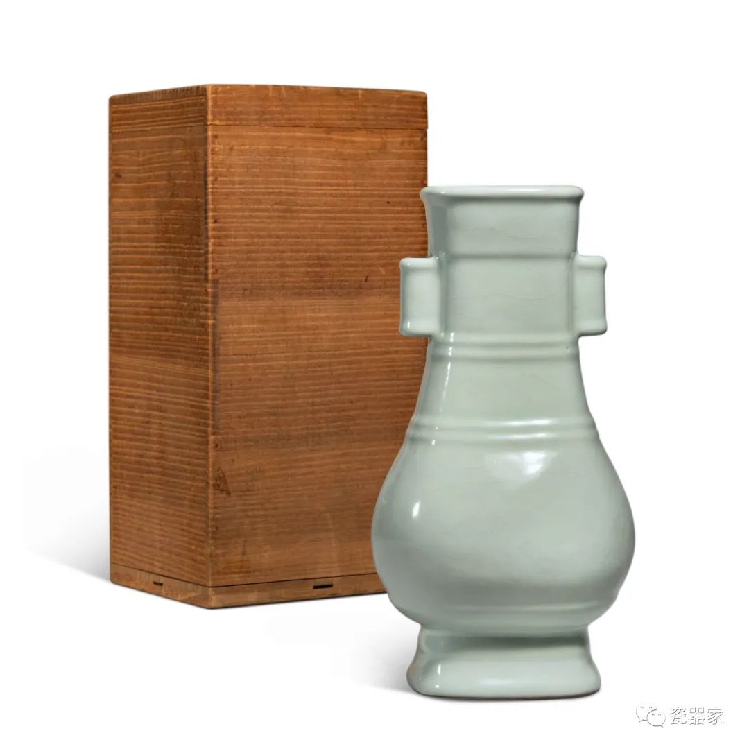 苏富比瓷器秋拍 (苏富比19年香港瓷器春拍)