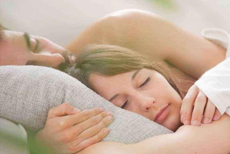 *生活性**过程中，男人尿尿和射精会同时发生吗？单身女青年不妨了解