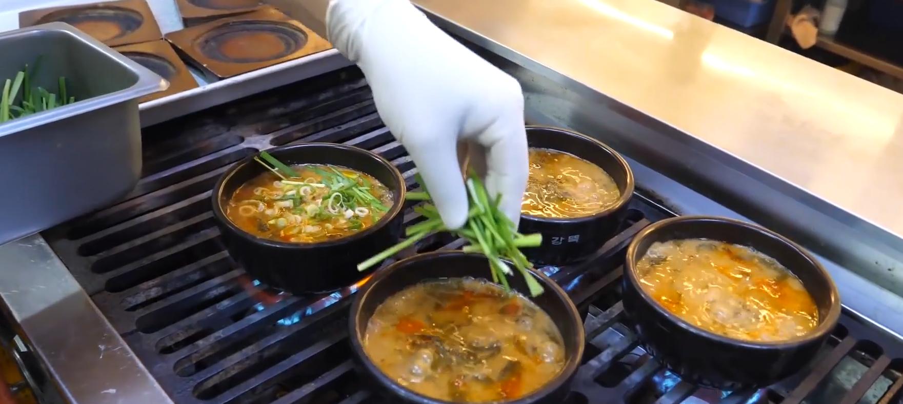 韩国大补汤泥鳅,韩国正宗泥鳅汤