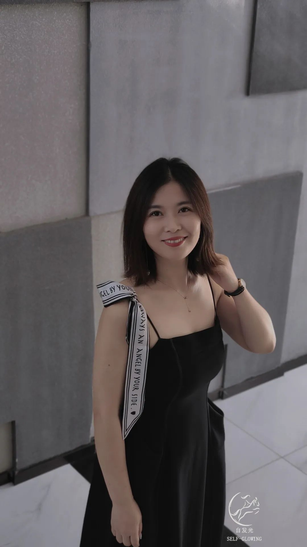 女生说她穿什么都难看,女孩子说她穿得不好看