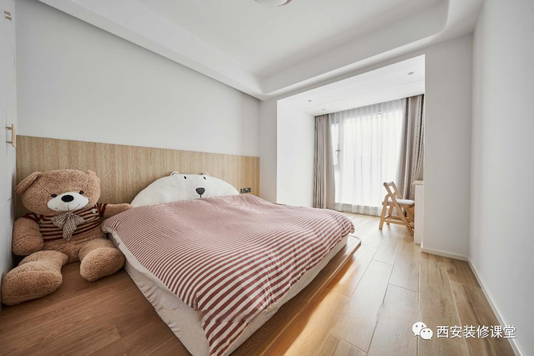 三房二厅北欧原木,130平方三室一厅轻奢极简