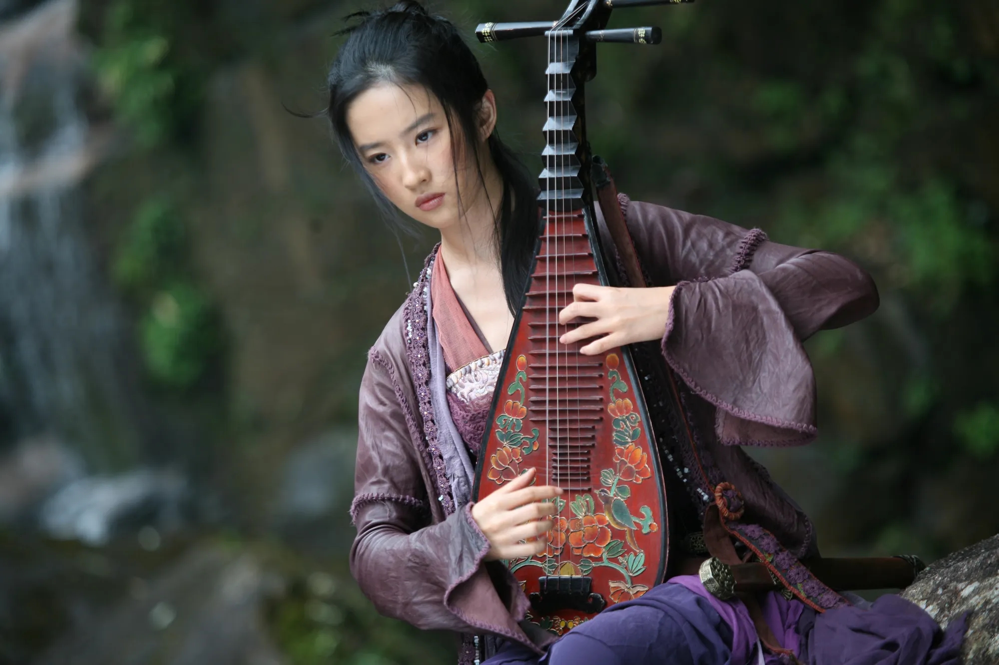 刘亦菲拍摄神雕侠侣现场照曝光 (刘亦菲拍神雕侠侣的时候有多大)