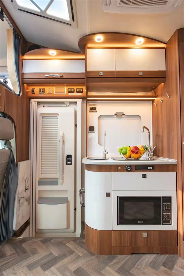 新款瑞弗双拓展房车,瑞弗v820双拓展房车配置