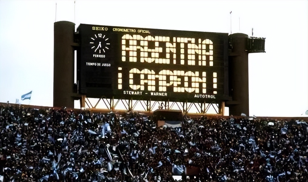 假如让死刑犯踢世界杯，如果夺冠判无罪释放？历史上还真有人干过