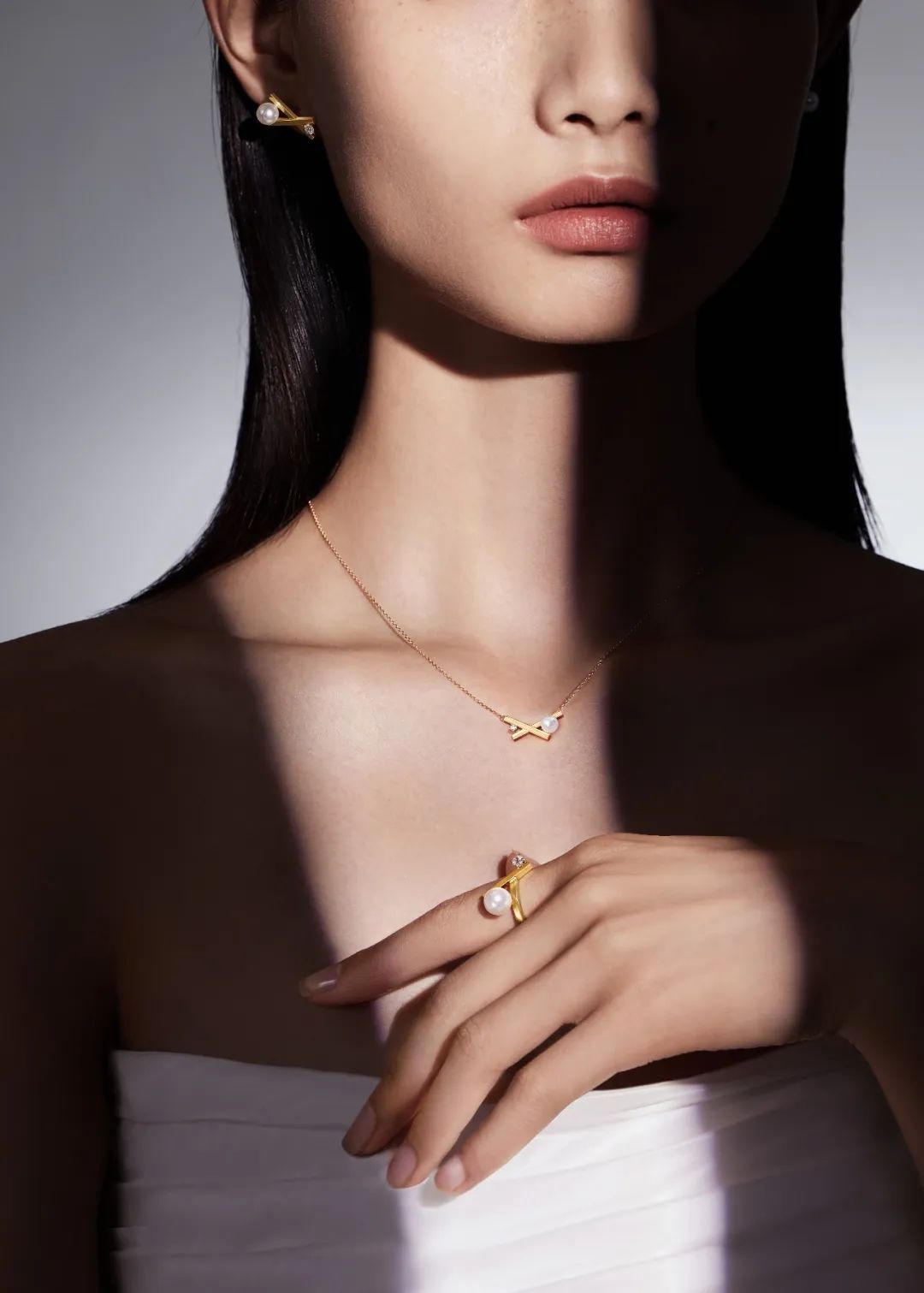 珍珠大家族“人才辈出”!哪一颗最适配你的春装Look?