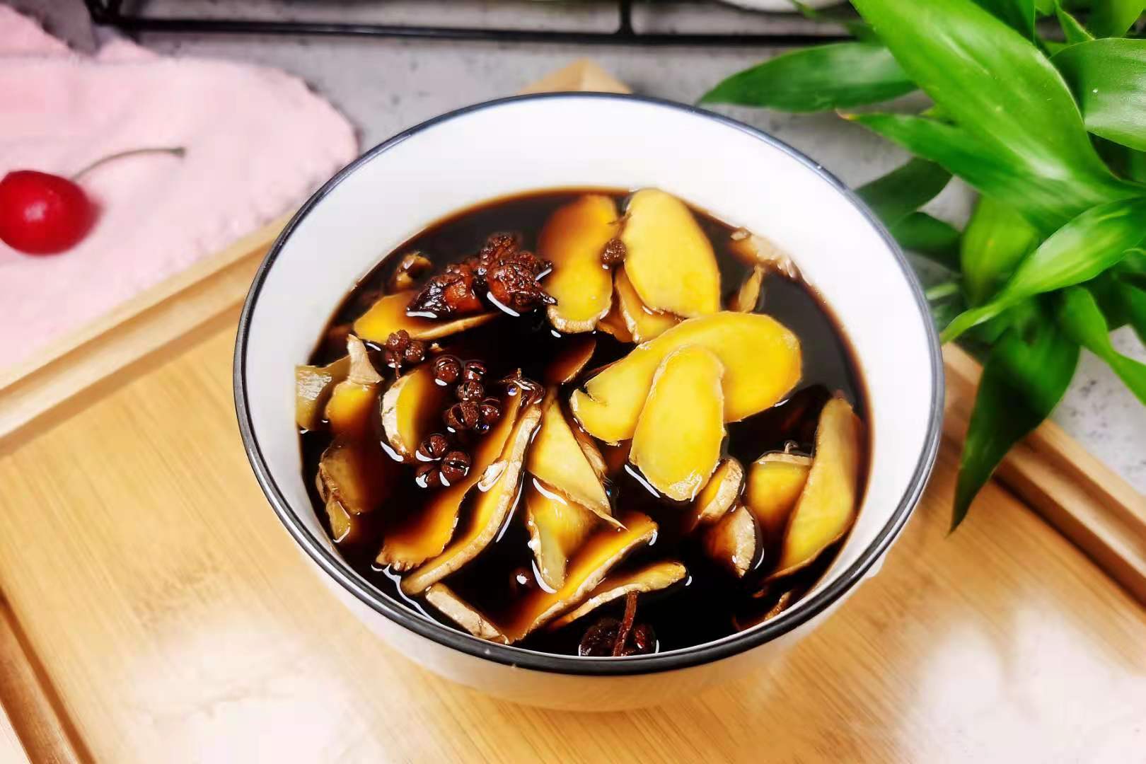 米醋香醋陈醋白醋区别涨知识,陈醋香醋白醋米醋的区别和用法