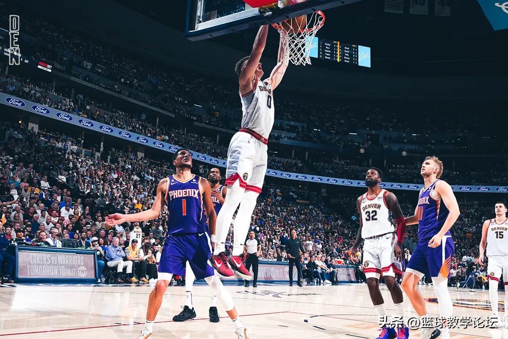 巴特勒17分强势逆转,巴特勒17中6击败勇士