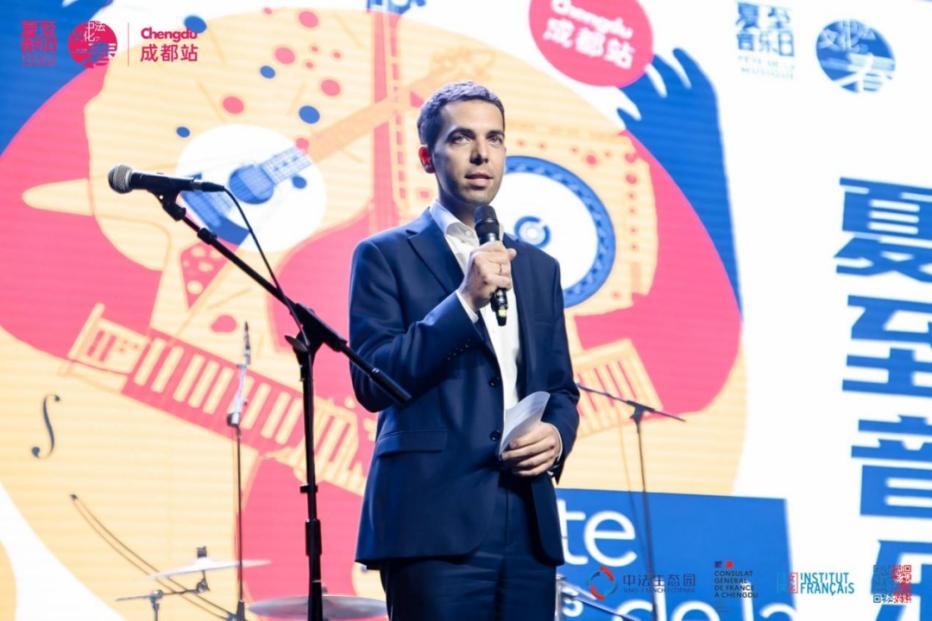 一场夏至音乐日巡回之旅背后，神龙汽车要做用户的“生活知音”