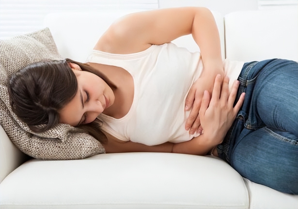 月经结束后为什么有褐色的分泌物,月经结束后10天有褐色膜状分泌物