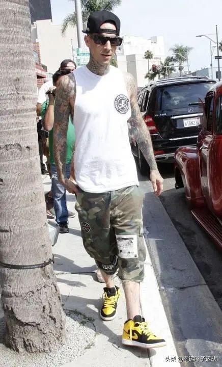 aj1怎么穿搭才好看,aj1反转禁穿low穿搭推荐