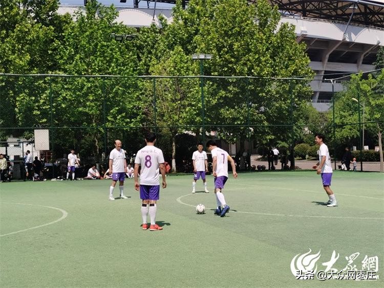 滕州体育中心举行足球比赛,滕州奥林匹克体育中心足球比赛