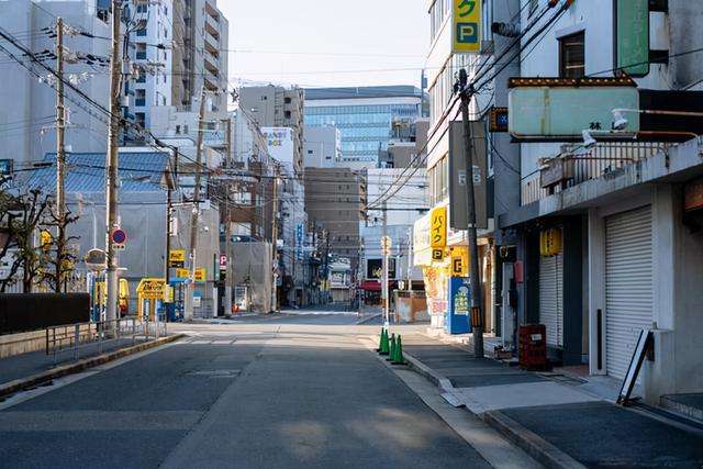 在日本一个月能挣多少人民币,在日本一个月3万人民币够生活吗