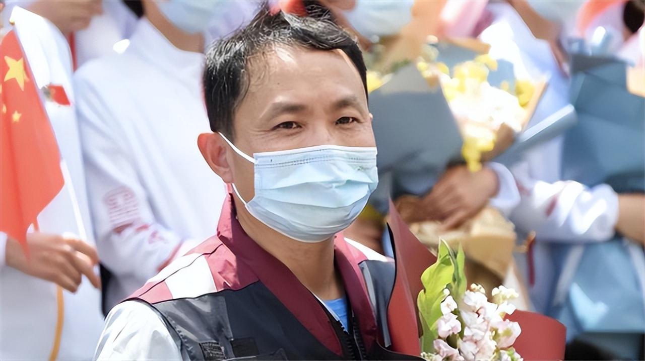 肿瘤科主任父亲得癌症被中医治好,父亲患癌医生放弃治疗完整版