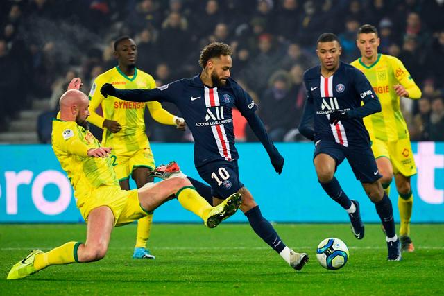 今日足球推荐西汉姆联vs曼联,纽卡斯尔联足球西汉姆联比分预测