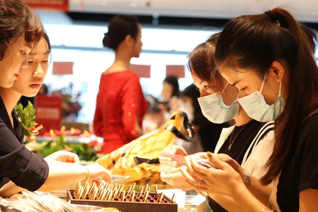 珠宝新零售未来发展,珠宝零售智慧分享