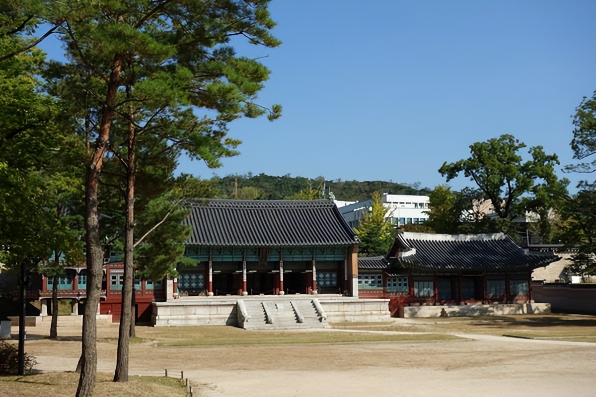 首尔景福宫游记,韩国景福宫和青瓦台在一起吗