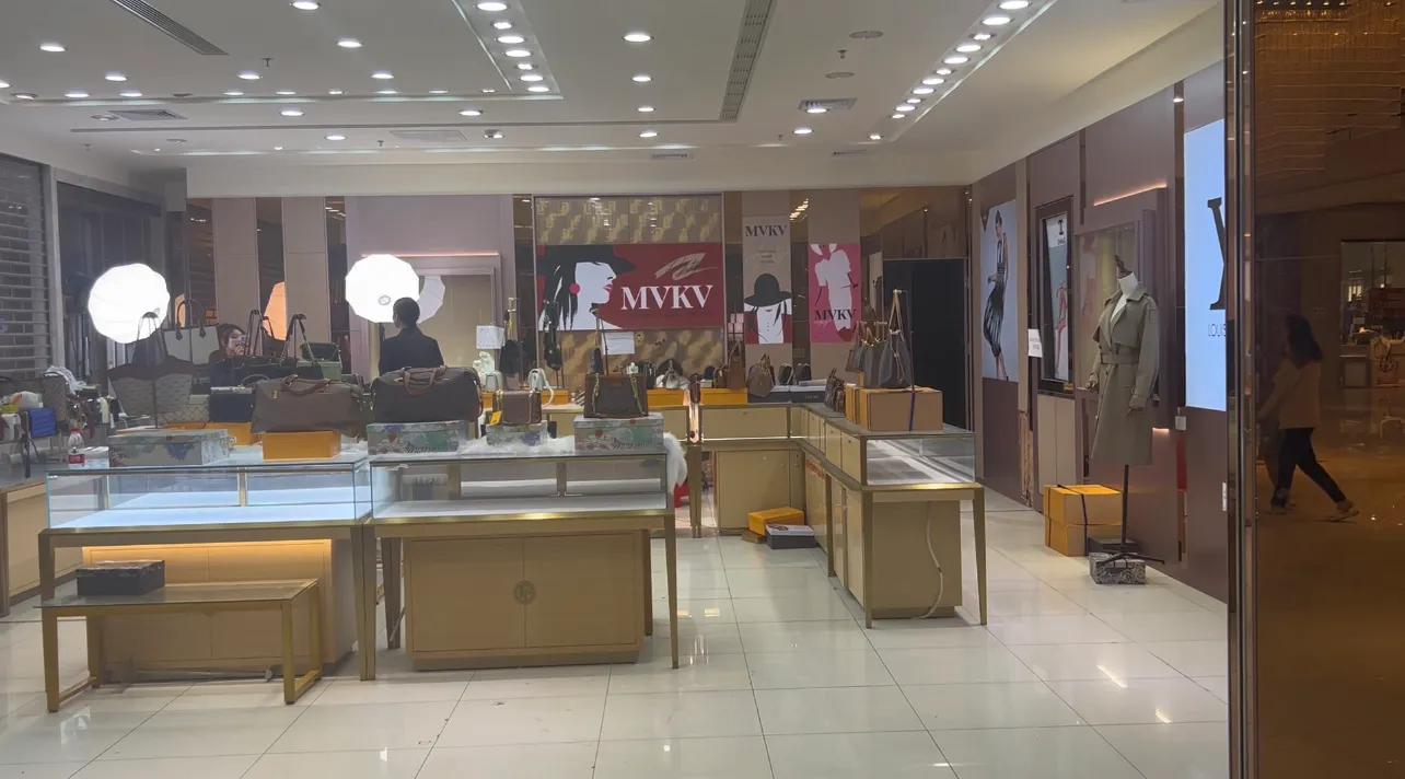 实体店不好做但生活还得继续,实体店难做也要迎刃而上