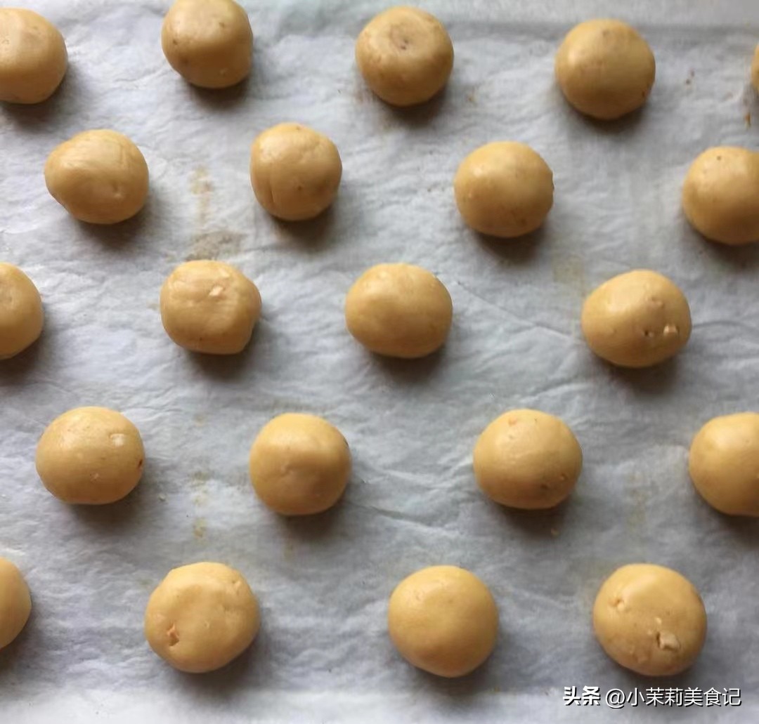 黑芝麻是不是高钙食物,补钙是白芝麻好还是牛奶好