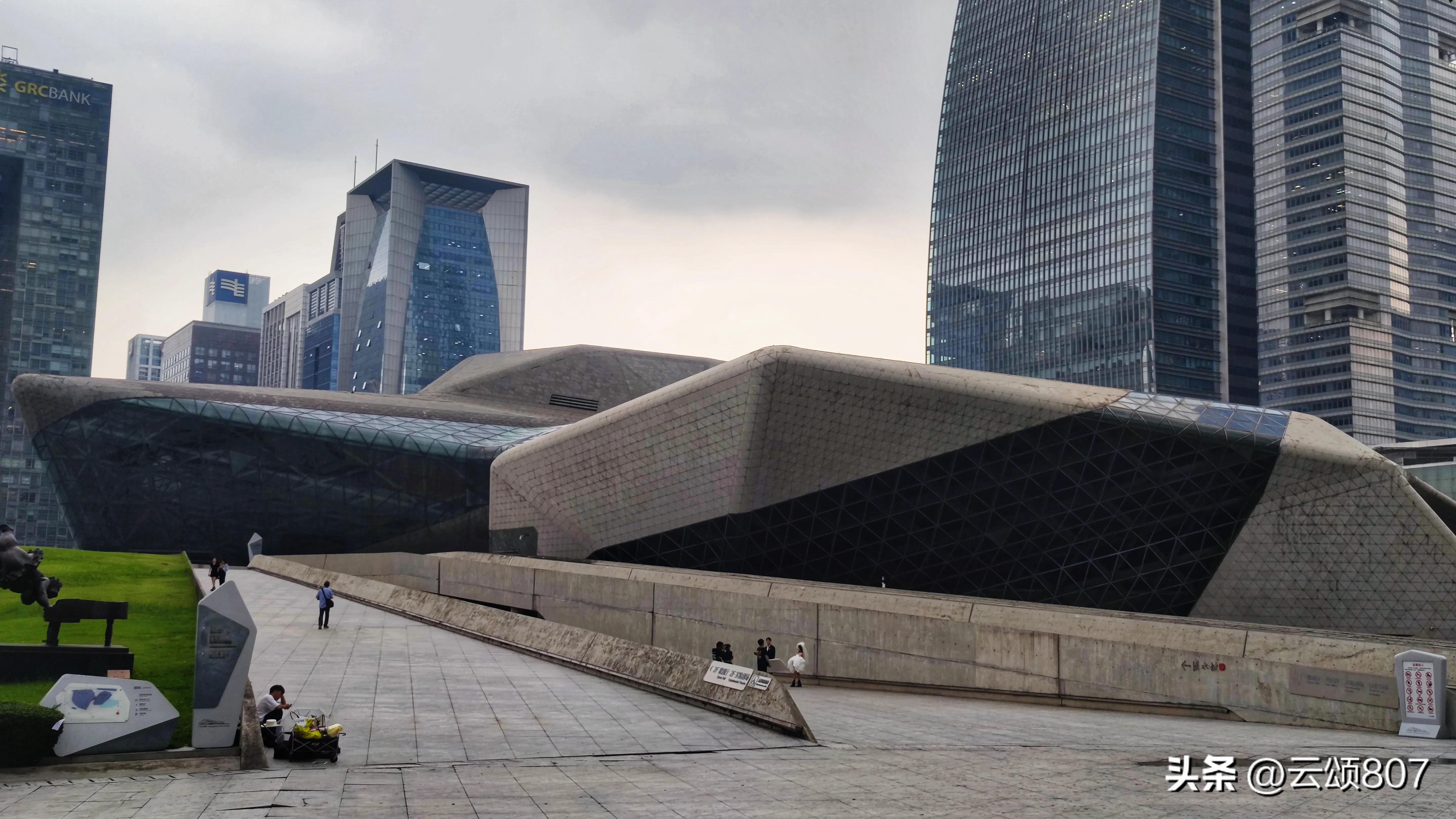 广州大剧院的建筑风格,广州地标建筑剧院