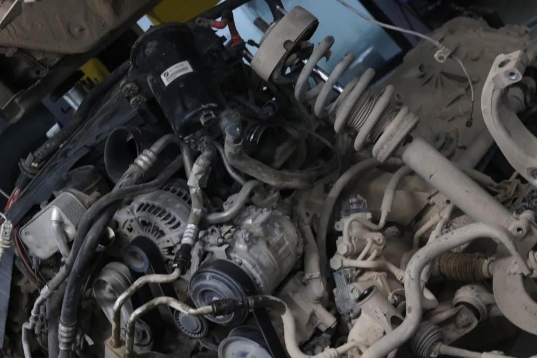 宝马x5翻新全过程,宝马x5老车翻新重庆渝北