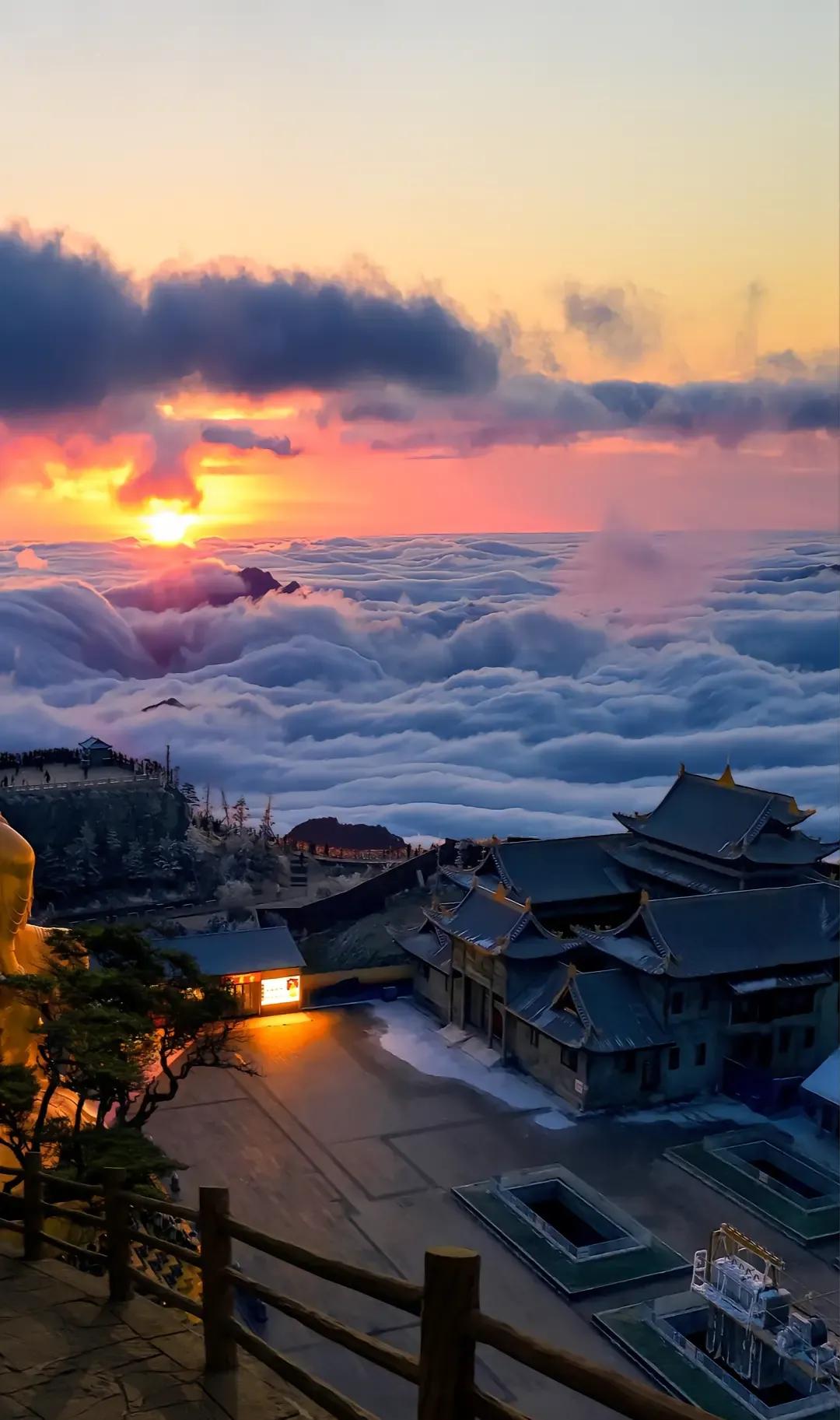 峨眉山的历史故事和神话传说,峨眉山美景背后故事