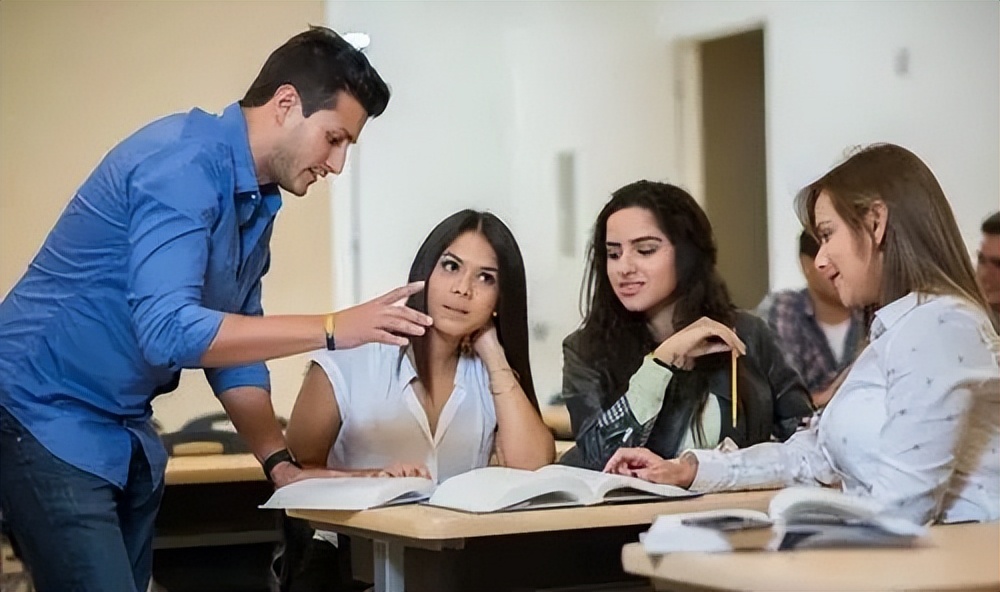 留学一年能拿多少钱,留学花的钱多久赚回来