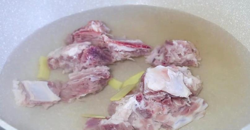 “阳后”身子虚咋办，建议：多吃1肉2菜，少吃发物，助力体力恢复