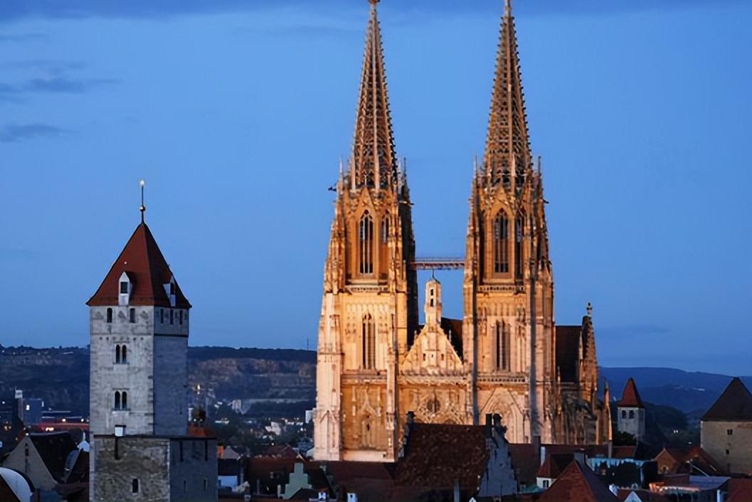 分析19世纪巴洛克和洛可可风格,19世纪的古董家具