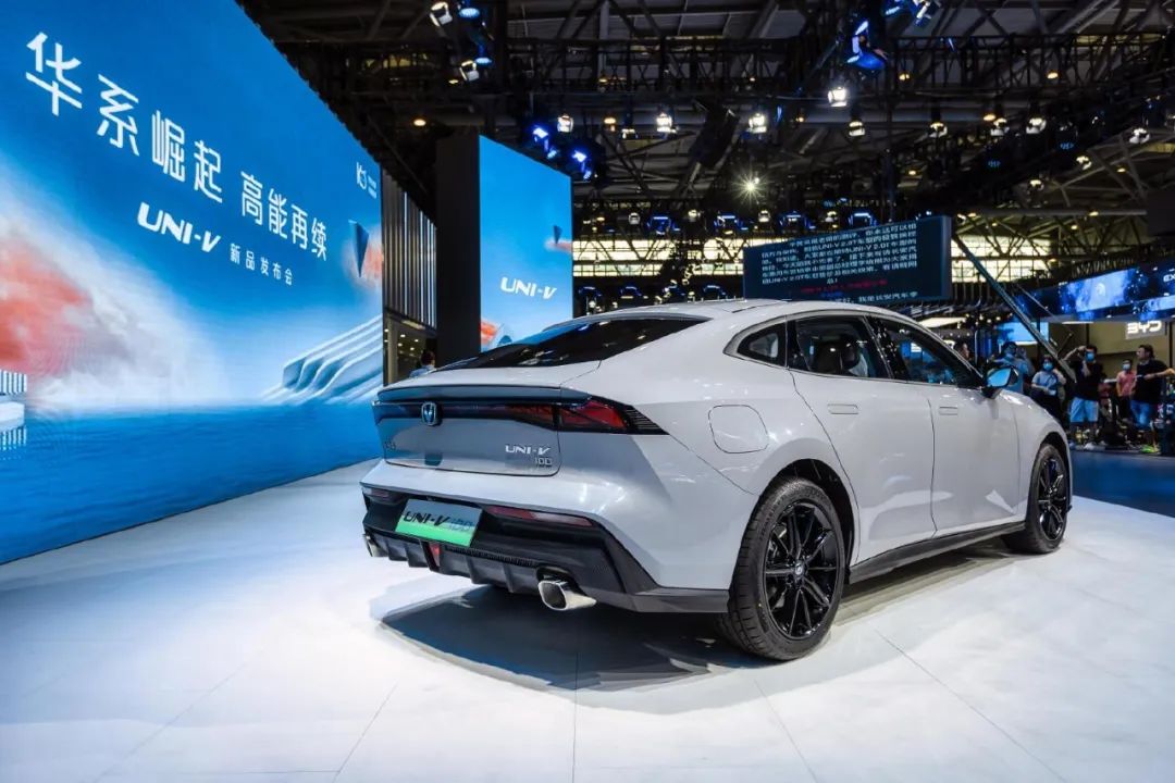 2023武汉车展，买车怕麻烦，现在领门票，享现场一站式买车服务！