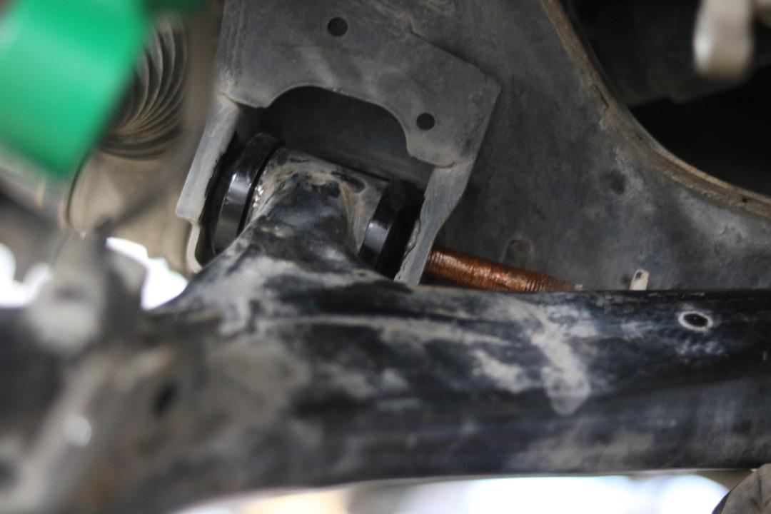 皇冠3.0经典老车翻新复活视频,丰田皇冠13代翻新