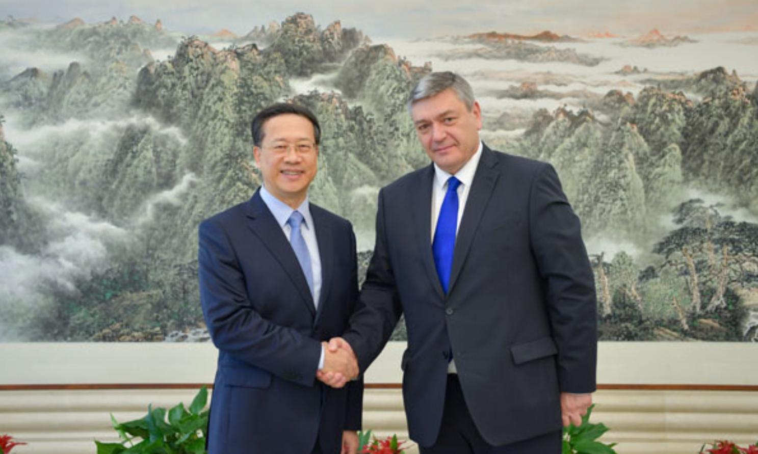 中美在南海最新局势消息,南海局势最新军事消息中美