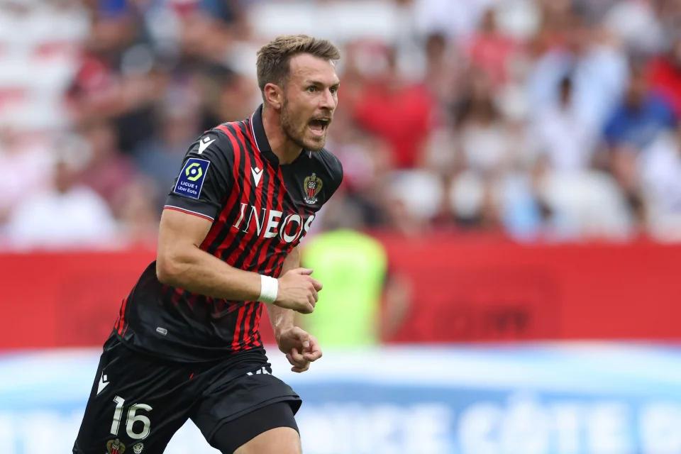 贝林厄姆转会皇马动画,21-22赛季贝林厄姆伯明翰