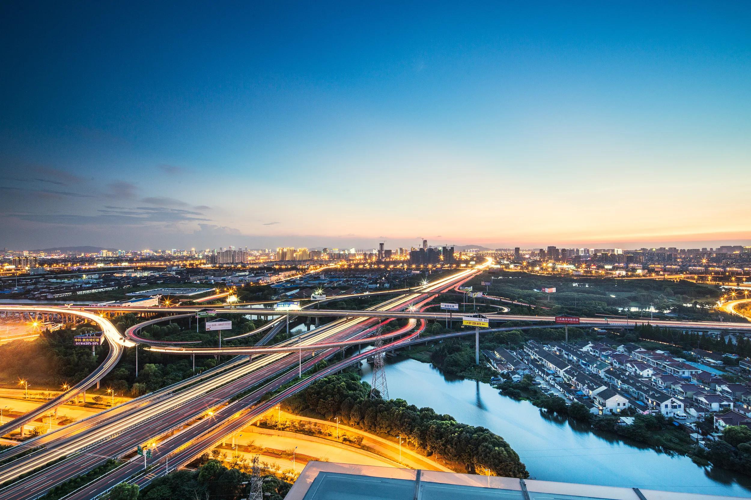 做房产经纪人如何快速赚钱,努力做房产经纪人给你带来的成果